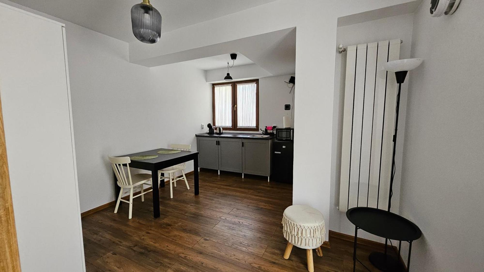 Old Town Apartament Leilighet Targoviste Eksteriør bilde